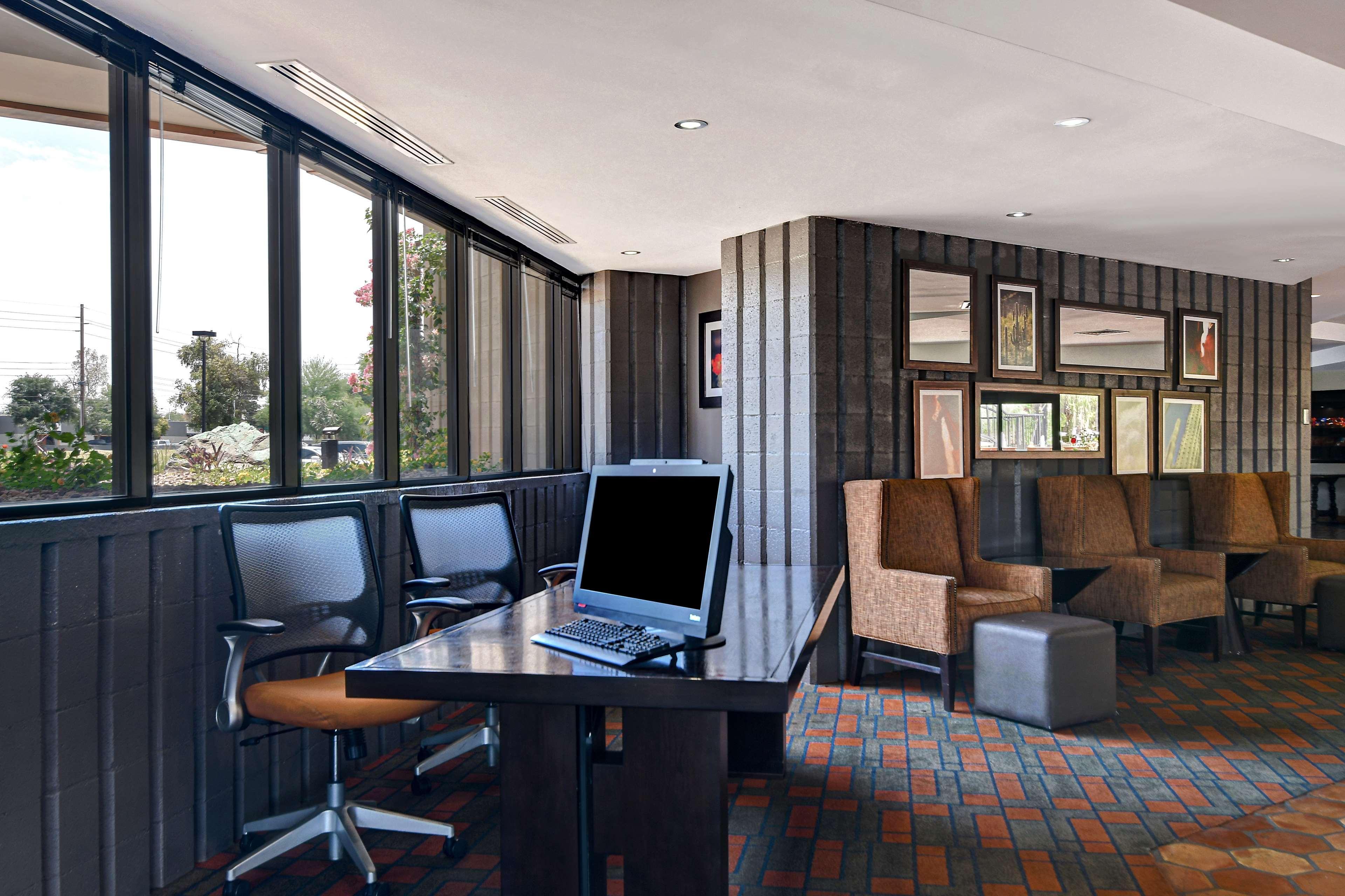 Doubletree By Hilton Phoenix- Tempe Exterior foto