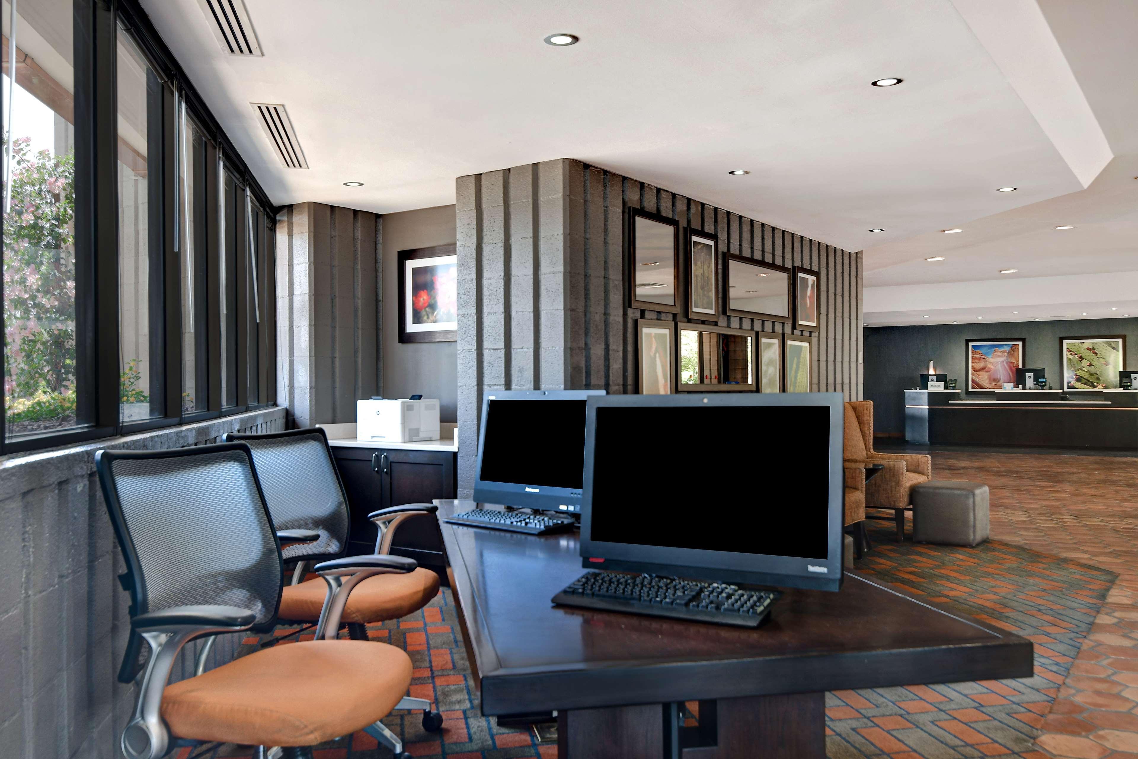 Doubletree By Hilton Phoenix- Tempe Exterior foto