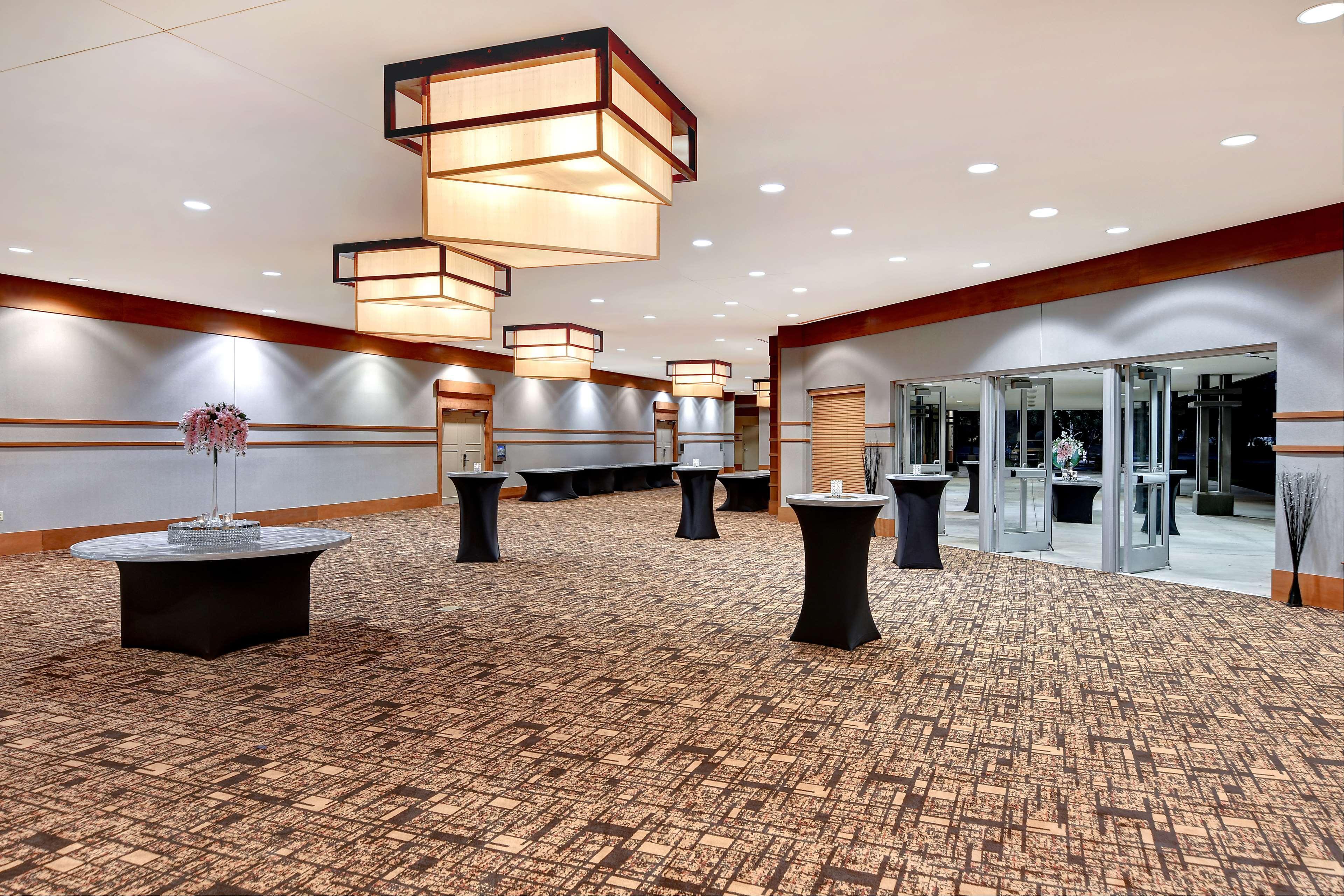 Doubletree By Hilton Phoenix- Tempe Exterior foto