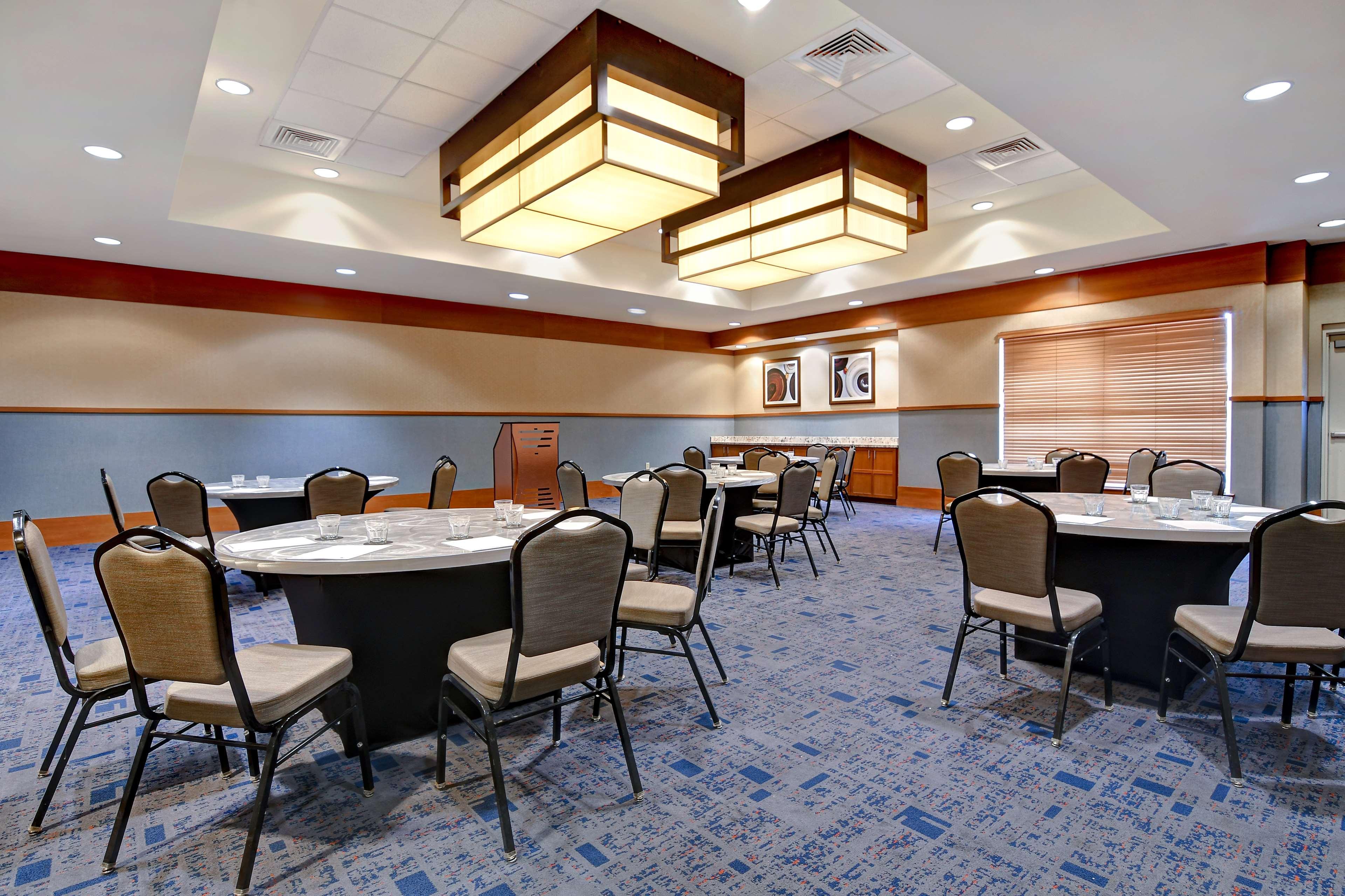 Doubletree By Hilton Phoenix- Tempe Exterior foto