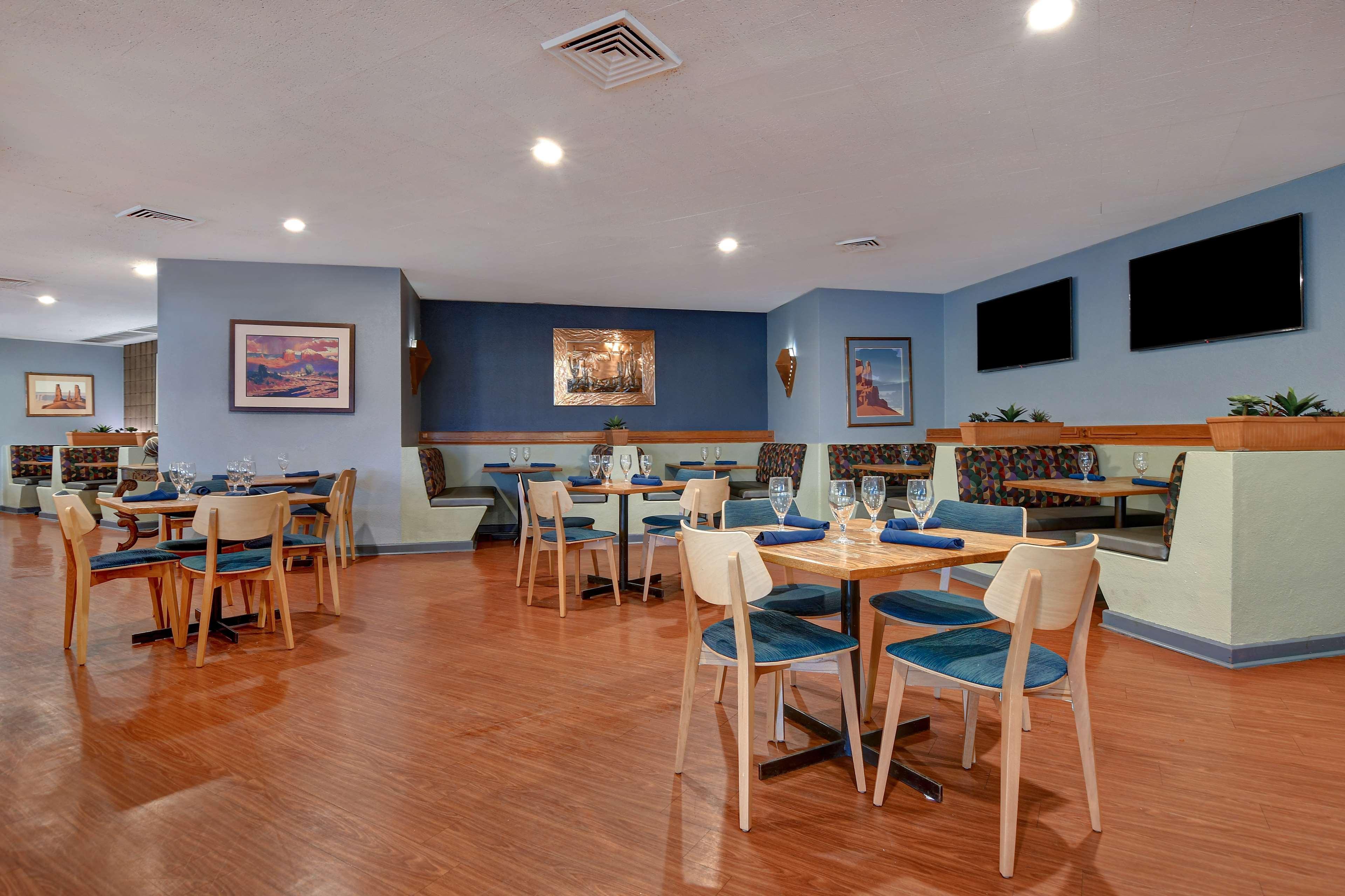 Doubletree By Hilton Phoenix- Tempe Exterior foto