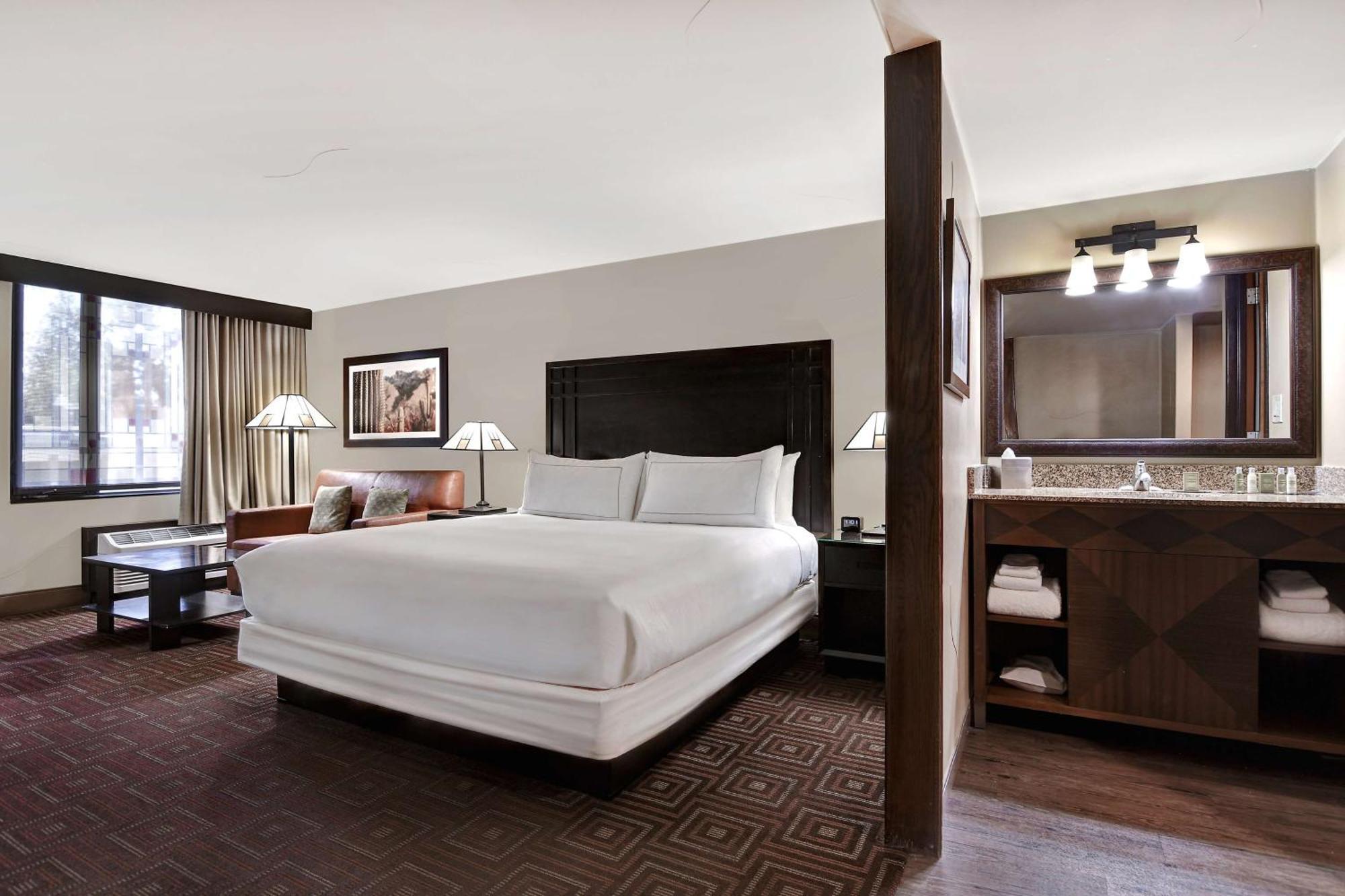Doubletree By Hilton Phoenix- Tempe Exterior foto